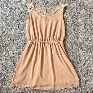 Forever 21 - size small Lace Trim Tan/Cream Colored Dress